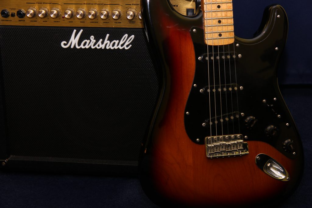 Hofner HCT Jazz Chitarra elettrica con doppio pickup, Sunburst | Gear4music